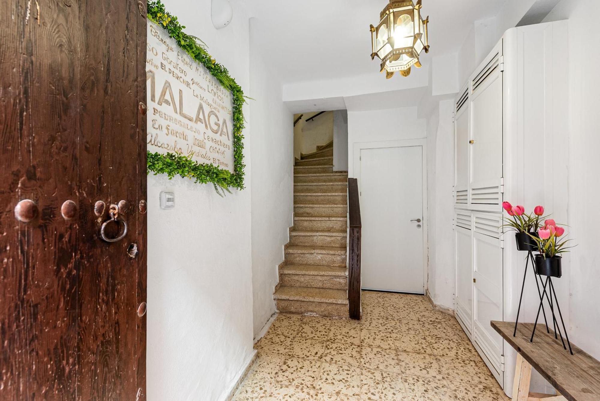 Urbanchicmalaga 2Bedroom Oasis In Historic Malaga Centre Zewnętrze zdjęcie