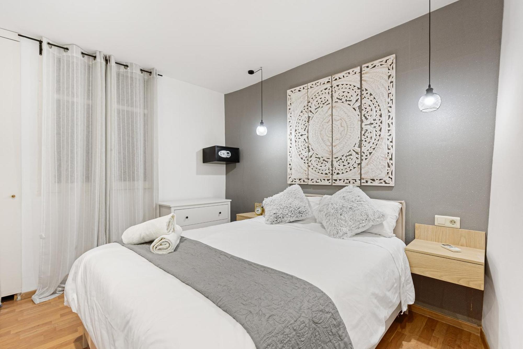 Urbanchicmalaga 2Bedroom Oasis In Historic Malaga Centre Zewnętrze zdjęcie